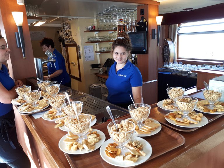 frisia-rondvaarten-catering